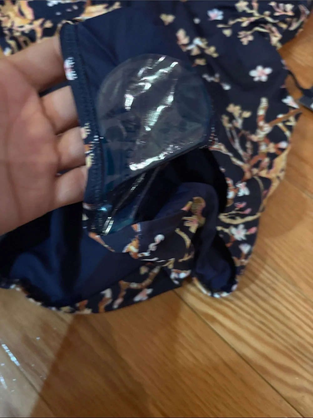 NWT! VILEBREQUIN Women’s Navy Floral One-Piece Swimsuit Small S